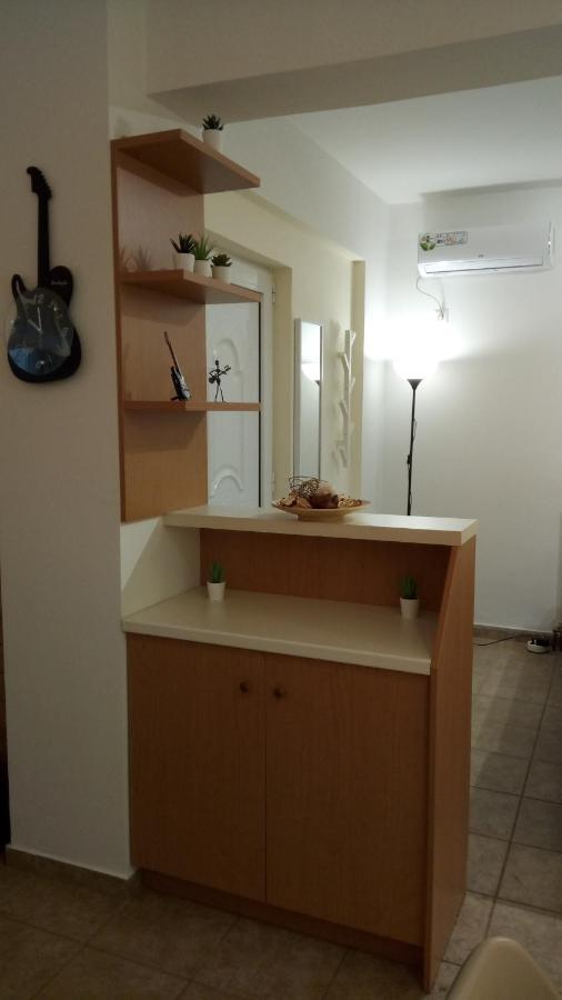 Overnight Athens Airport And Raphina Port Apartment Artemida  Exterior photo